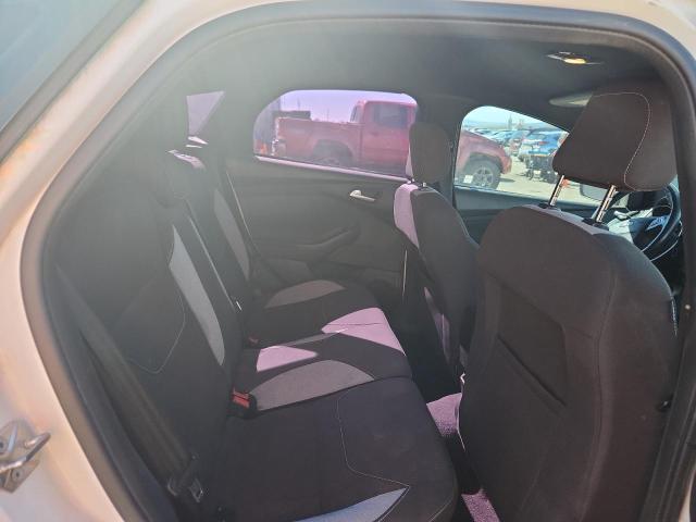 1FADP3L95JL229076 - 2018 FORD FOCUS ST Blanc photo 10