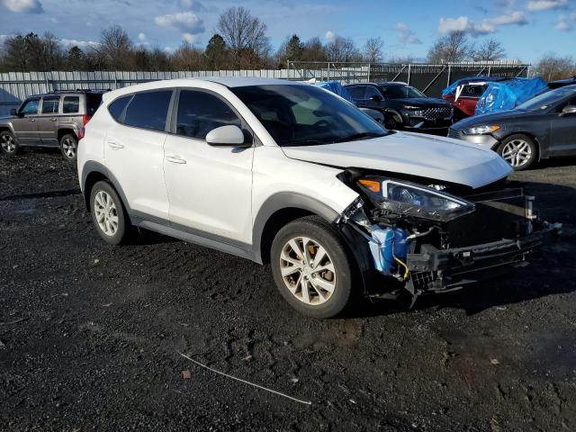 KM8J23A43KU004746 - 2019 HYUNDAI TUCSON SE WHITE photo 4