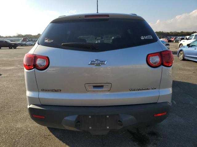 1GNEV13D79S179383 - 2009 CHEVROLET TRAVERSE LS SILVER photo 6