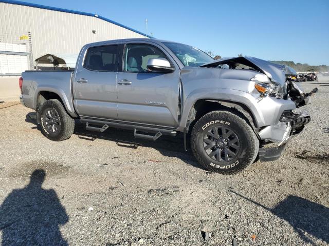 5TFAZ5CN2MX102668 - 2021 TOYOTA TACOMA DOUBLE CAB SILVER photo 4