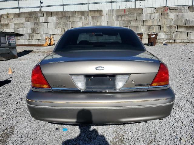 2FAFP73WX2X147788 - 2002 FORD CROWN VICT 棕色 照片 6