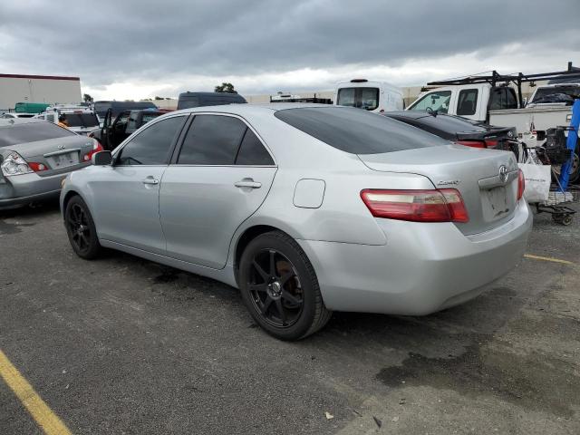 4T1BE46K87U593230 - 2007 TOYOTA CAMRY CE GRAY photo 2