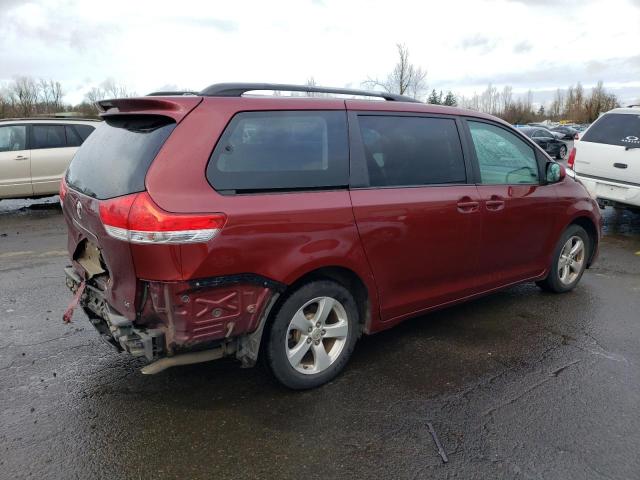 5TDKK3DC0DS334833 - 2013 TOYOTA SIENNA LE RED photo 3