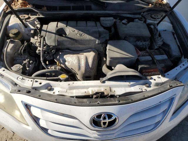 4T1BF3EK1BU766961 - 2011 TOYOTA CAMRY BASE WHITE photo 11