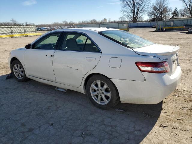 4T1BF3EK1BU766961 - 2011 TOYOTA CAMRY BASE WHITE photo 2