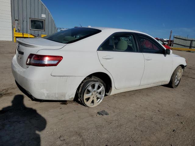 4T1BF3EK1BU766961 - 2011 TOYOTA CAMRY BASE WHITE photo 3