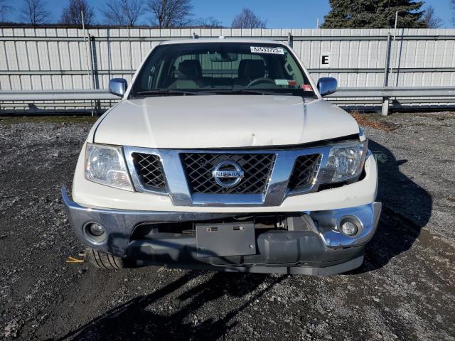 1N6AD0ER9DN721603 - 2013 NISSAN FRONTIER S WHITE photo 5