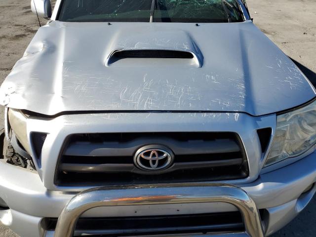 5TELU42N27Z396041 - 2007 TOYOTA TACOMA DOUBLE CAB ვერცხლისფერი ფოტო 11