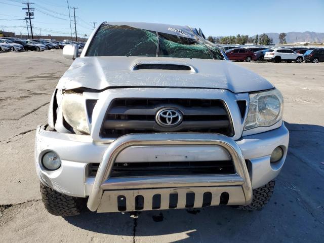 5TELU42N27Z396041 - 2007 TOYOTA TACOMA DOUBLE CAB ვერცხლისფერი ფოტო 5