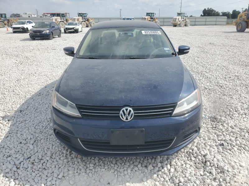 3VWDX7AJ4DM428408 - 2013 VOLKSWAGEN JETTA SE BLUE photo 5