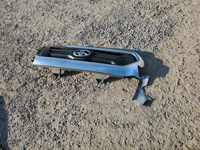 3TMJU4GN8EM173660 - 2014 TOYOTA TACOMA DOUBLE CAB PRERUNNER SILVER photo 12