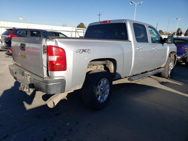 1GC1KYE8XDF149045 - 2013 CHEVROLET SILVERADO K2500 HEAVY DUTY LTZ SILVER photo 3