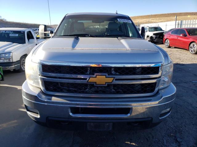 1GC1KYE8XDF149045 - 2013 CHEVROLET SILVERADO K2500 HEAVY DUTY LTZ SILVER photo 5