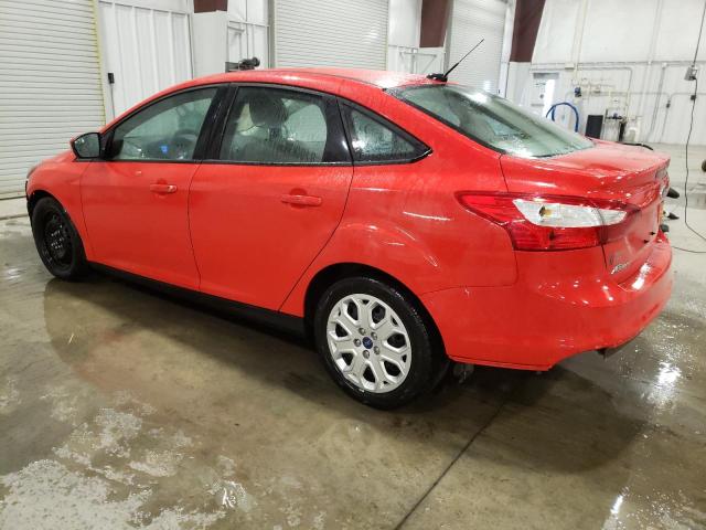 1FAHP3F24CL273606 - 2012 FORD FOCUS SE RED photo 2