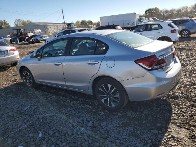 19XFB2F85DE203928 - 2013 HONDA CIVIC EX 银色 照片 2