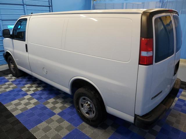 1GCWGAFP8M1215612 - 2021 CHEVROLET EXPRESS G2 WHITE photo 2