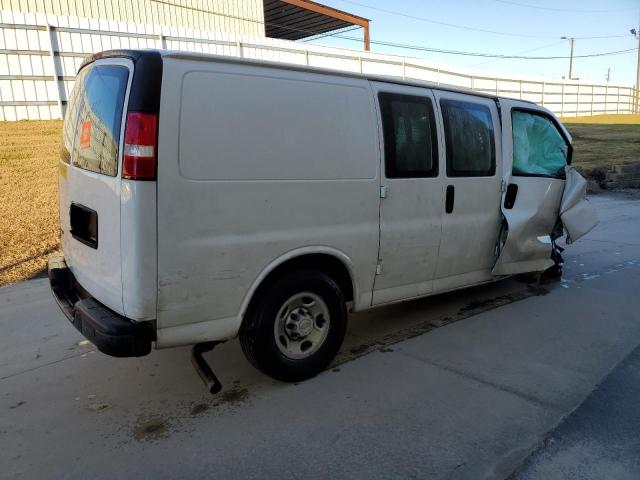 1GCWGAFP1N1218921 - 2022 CHEVROLET EXPRESS G2 WHITE photo 3