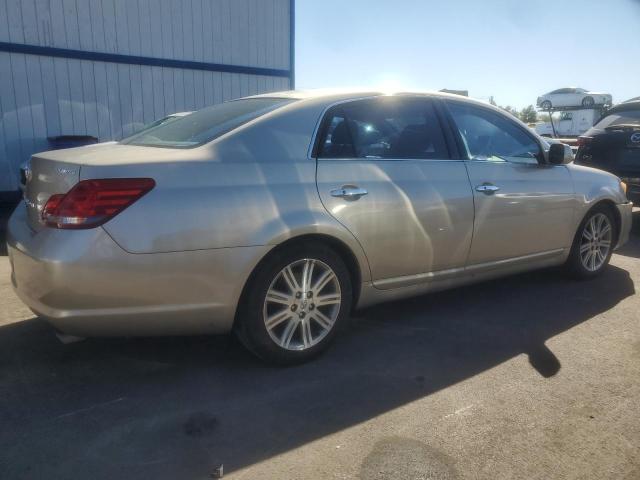 4T1BK36BX8U298280 - 2008 TOYOTA AVALON XL GOLD photo 3