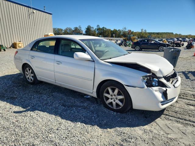 4T1BK36B76U147281 - 2006 TOYOTA AVALON XL WHITE photo 4