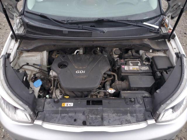 KNDJN2A27G7839811 - 2016 KIA SOUL SILVER photo 11