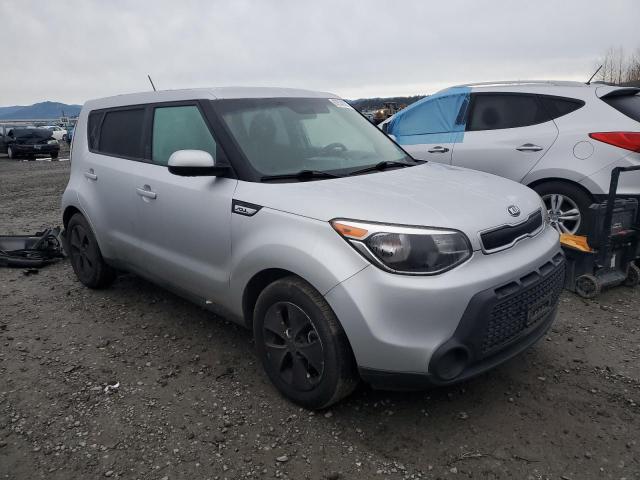 KNDJN2A27G7839811 - 2016 KIA SOUL SILVER photo 4