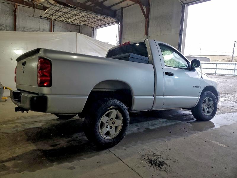 1D7HA16K28J209928 - 2008 DODGE RAM 1500 ST 银色 照片 3