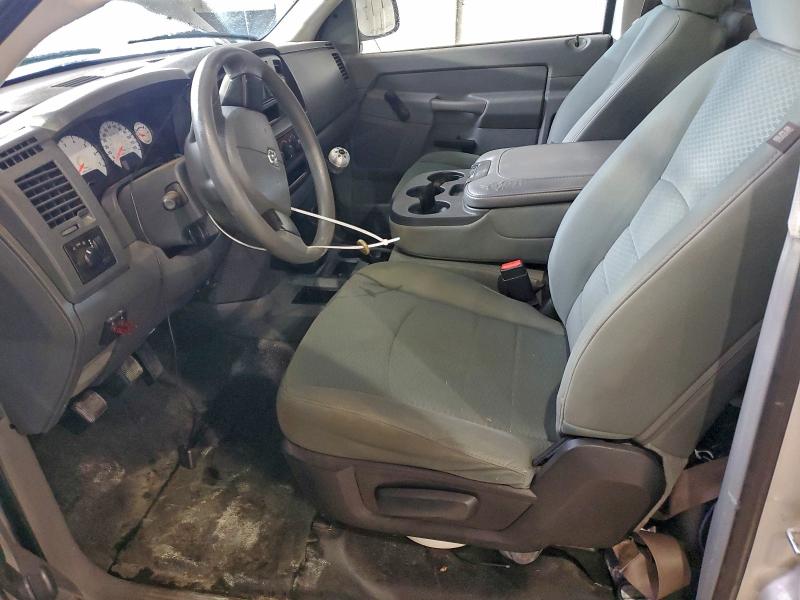 1D7HA16K28J209928 - 2008 DODGE RAM 1500 ST 银色 照片 7