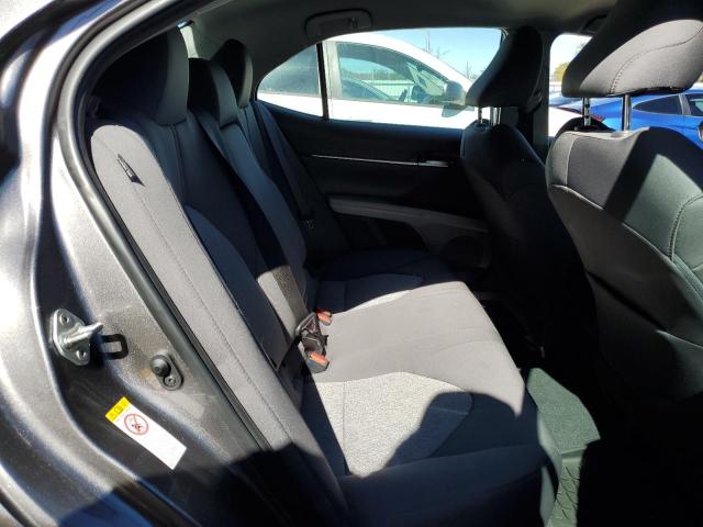 4T1B11HK3JU143810 - 2018 TOYOTA CAMRY L GRAY photo 10