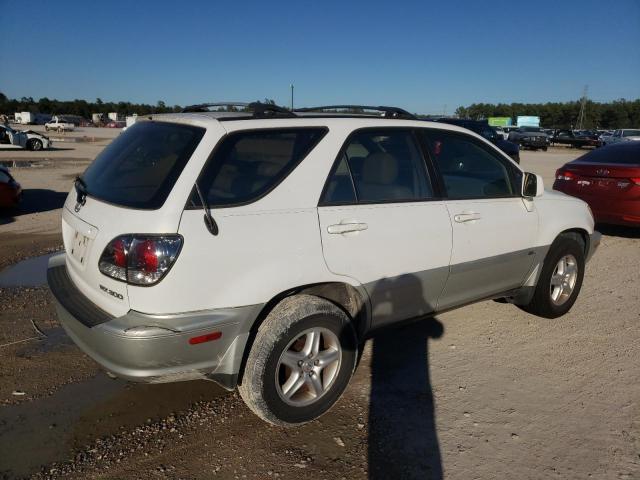 JTJGF10U710109415 - 2001 LEXUS RX 300 WHITE photo 3