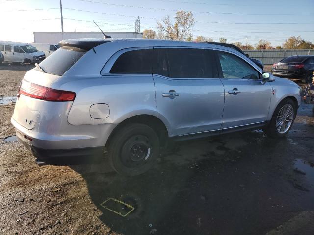 2LMHJ5AT2EBL58504 - 2014 LINCOLN MKT SILVER photo 3