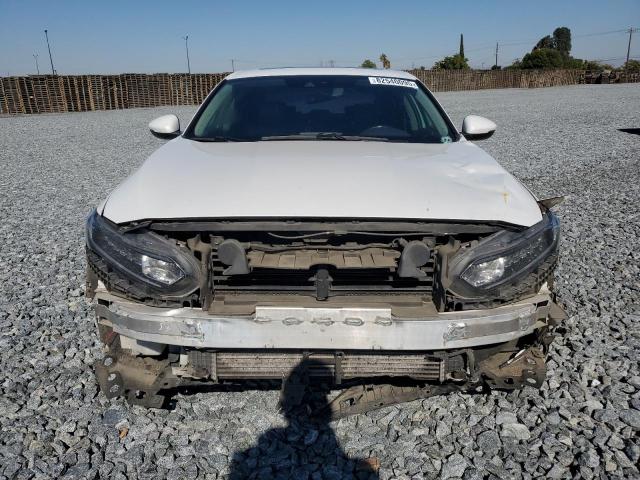 1HGCV1F52JA194440 - 2018 HONDA ACCORD EXL WHITE photo 5