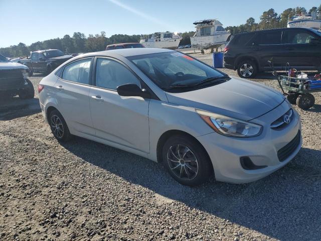 KMHCT4AE2GU066487 - 2016 HYUNDAI ACCENT SE WHITE photo 4