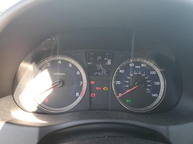 KMHCT4AE2GU066487 - 2016 HYUNDAI ACCENT SE WHITE photo 9