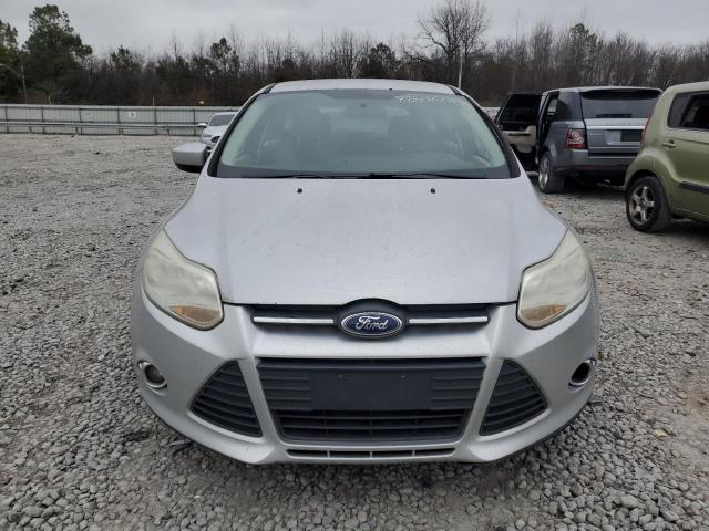 1FAHP3K24CL254320 - 2012 FORD FOCUS SE SILVER photo 5