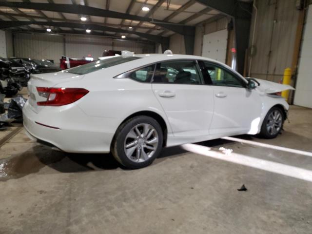 1HGCV1F10JA220420 - 2018 HONDA ACCORD LX WHITE photo 3