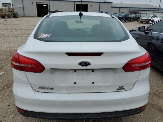 1FADP3FE7JL282323 - 2018 FORD FOCUS SE WHITE photo 6