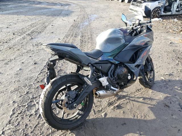 JKAEXEJ1XJDA02805 - 2018 KAWASAKI EX650 J ნაცრისფერი ფოტო 4