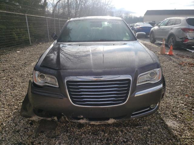 2C3CCARG4EH383586 - 2014 CHRYSLER 300 GRAY photo 5