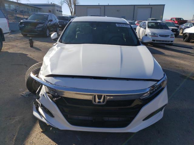 1HGCV1F18KA017034 - 2019 HONDA ACCORD LX WHITE photo 5