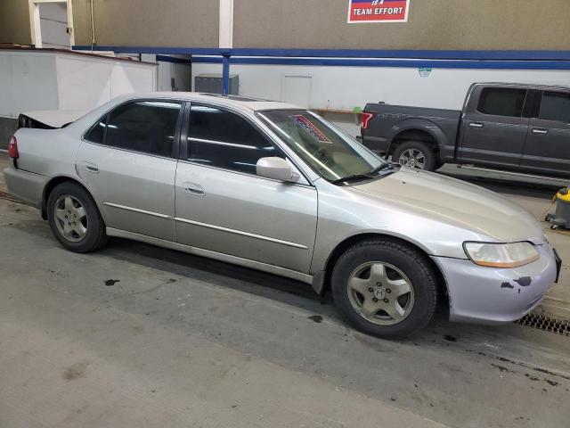 1HGCG1650XA005433 - 1999 HONDA ACCORD EX SILVER photo 4