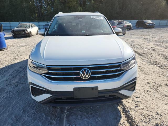 3VV3B7AX6NM114652 - 2022 VOLKSWAGEN TIGUAN SE WHITE photo 5