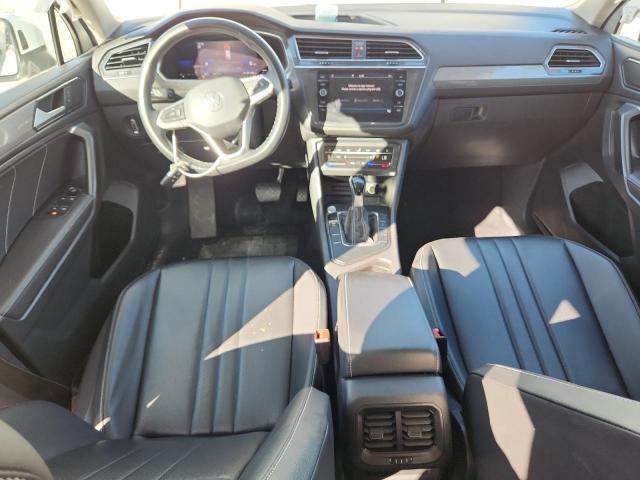 3VV3B7AX6NM114652 - 2022 VOLKSWAGEN TIGUAN SE WHITE photo 8