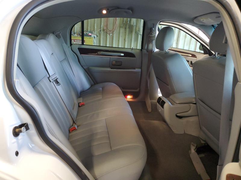 1LNHM81V37Y610207 - 2007 LINCOLN TOWN CAR SIGNATURE 白色 照片 10