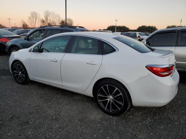 1G4PR5SKXH4114765 - 2017 BUICK VERANO SPORT TOURING WHITE photo 2