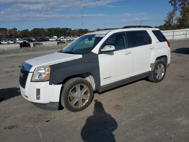 2010 GMC TERRAIN SLE, 