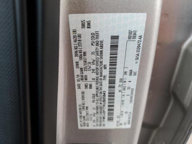 1FMCU0F77KUB05843 - 2019 FORD ESCAPE S Silber Foto 13