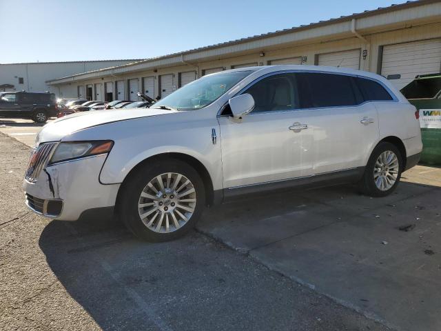 2010 LINCOLN MKT, 