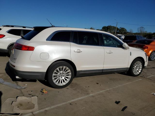 2LMHJ5FR5ABJ17849 - 2010 LINCOLN MKT WHITE photo 3