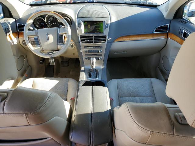 2LMHJ5FR5ABJ17849 - 2010 LINCOLN MKT WHITE photo 8