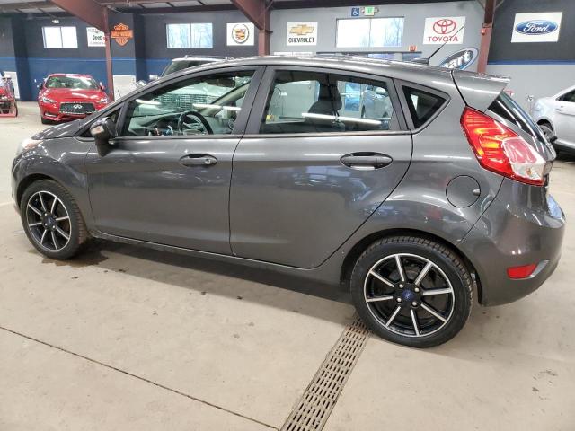 3FADP4EJ9GM154063 - 2016 FORD FIESTA SE GRAY photo 2